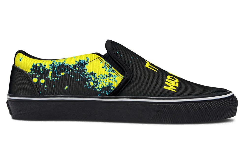 The inner sides stay chaotic with scattered yellow splatters—unfiltered and raw. This splash pattern gives the Cyber Cat Yellow Edition slip-ons an abstract-art-meets-street-core finish. These black slip-on sneakers feature neon yellow cyber cat graphics, graffiti slogans. — Cyber Cat Yellow Edition by Sky Titan Media, built for rebels with futuristic flair and music-fueled streetwear energy.